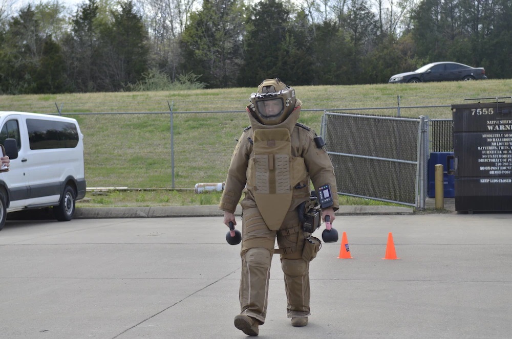 52nd EOD Tests New Bomb Suit